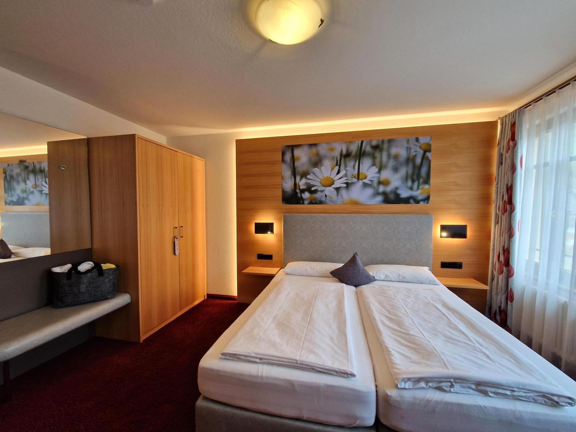 Mosers Blume Relax & Genuss Hotel Гаслах-ім-Кінціґталь Екстер'єр фото