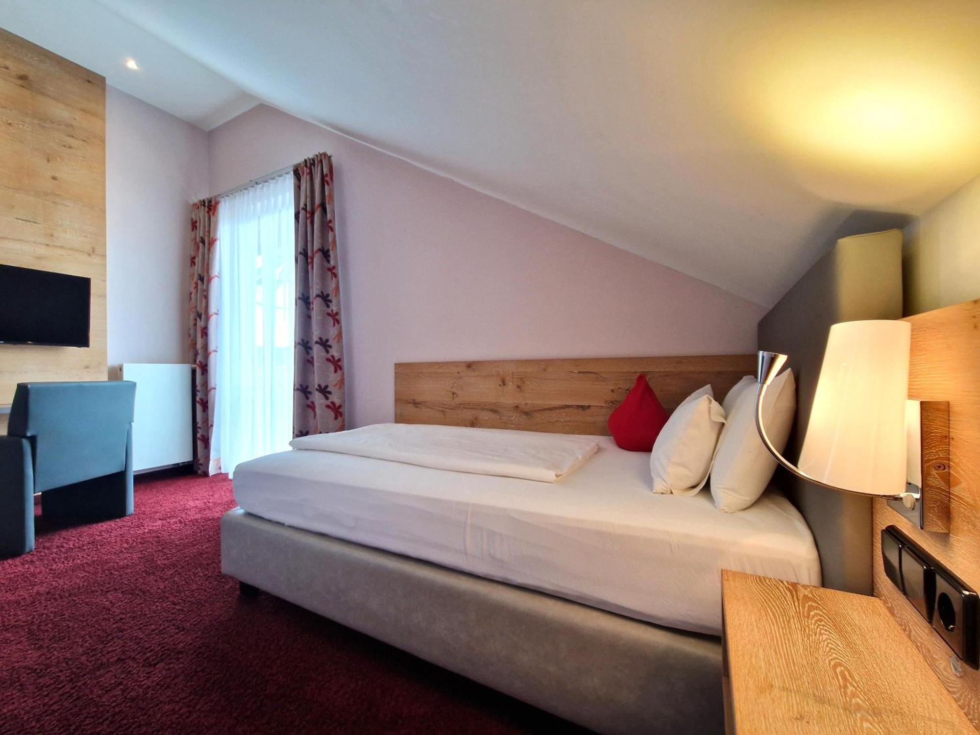 Mosers Blume Relax & Genuss Hotel Гаслах-ім-Кінціґталь Екстер'єр фото